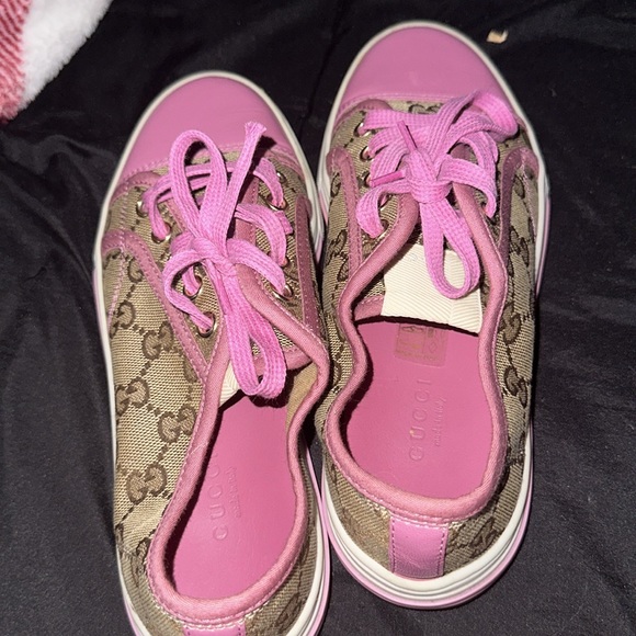 Gucci Canvas Sneakers - Picture 5 of 10